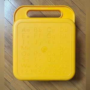 Vintage Tupperware lunch box